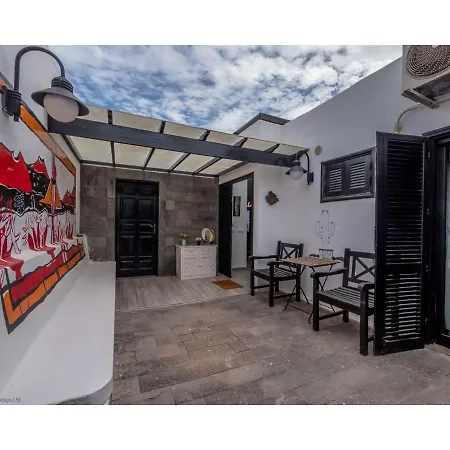 Puerto Chico I And J Apartment