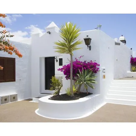 Puerto Chico I And J